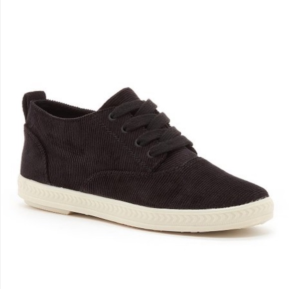Made For Walking Orbit Black Comfort Sneaker - Picture 5 of 6